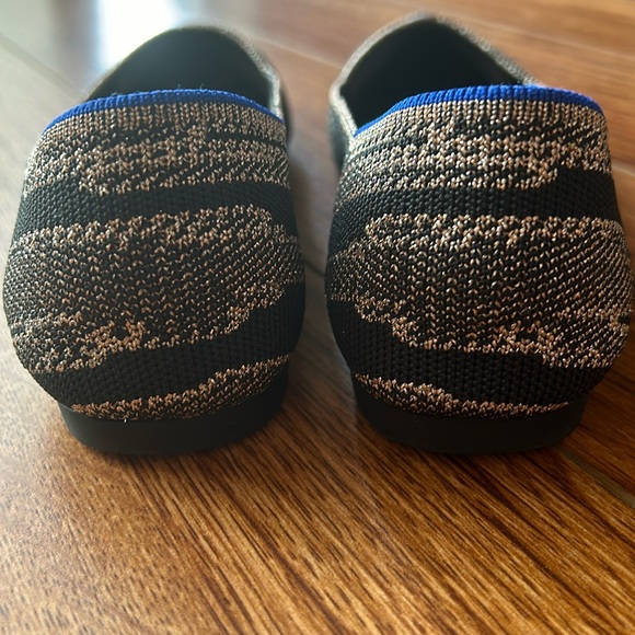 Rothy’s The Point Golden Shimmer (Black x Rose Gold) size 6.5 EUC - Picture 7 of 9